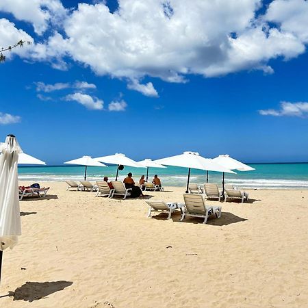 Bali Posh Hotel Pr Carolina Εξωτερικό φωτογραφία