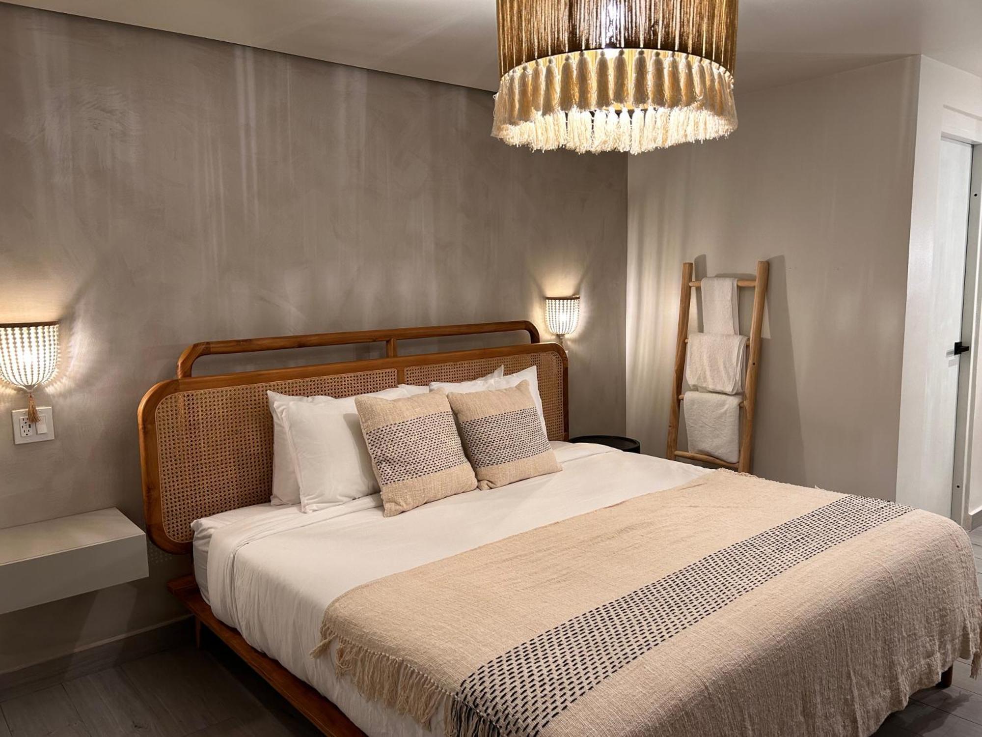 Bali Posh Hotel Pr Carolina Εξωτερικό φωτογραφία